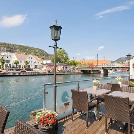 Maritim Fjordhotell فندق