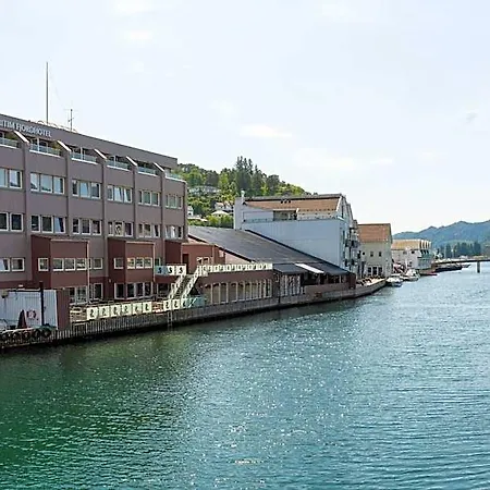 מלון Maritim Fjordhotell