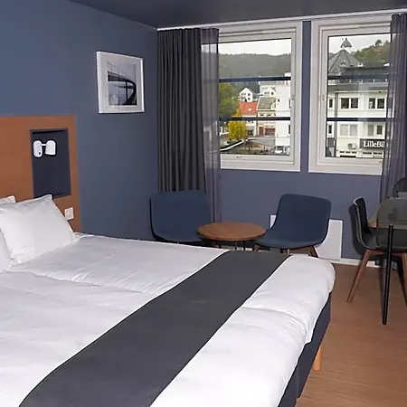 Maritim Fjordhotell מלון 4*