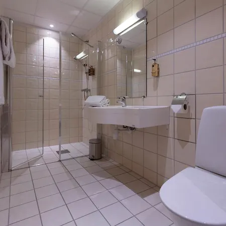 Hotel Maritim Fjordhotel 4*