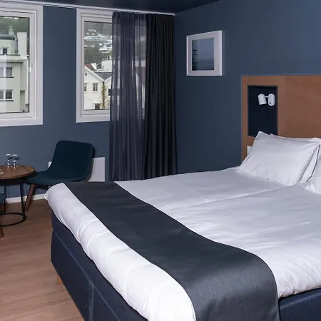 Maritim Fjordhotel Отель 4*