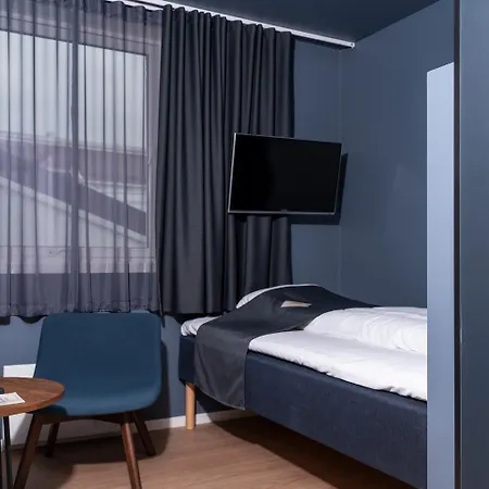 Отель Maritim Fjordhotel Флеккефьорд