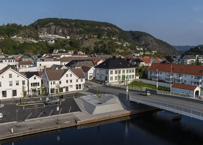 Maritim Fjordhotel 4*