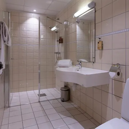 Hotel Maritim Fjordhotel 4*